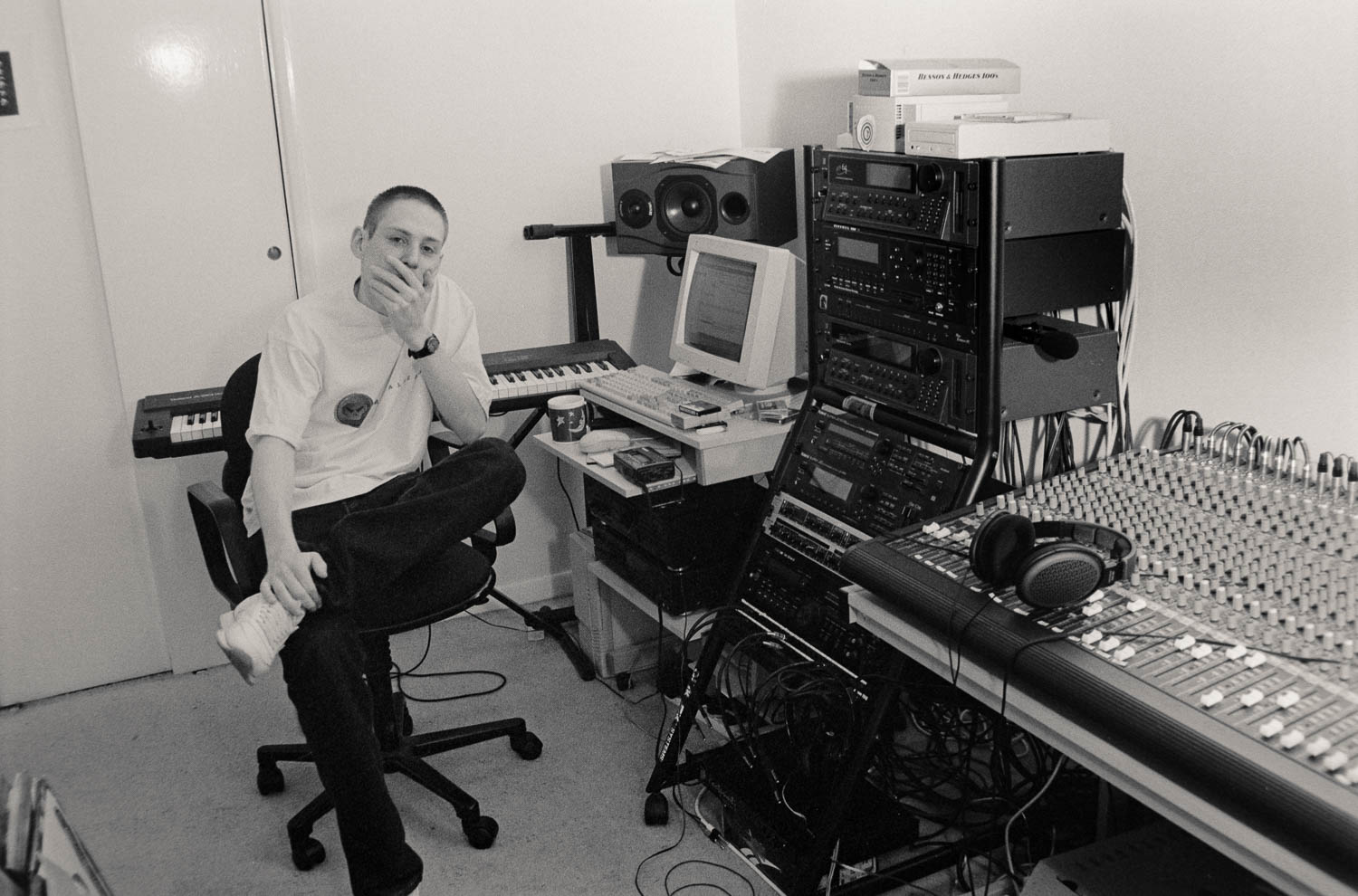 Photek early drum & bass producer in home studio
1995